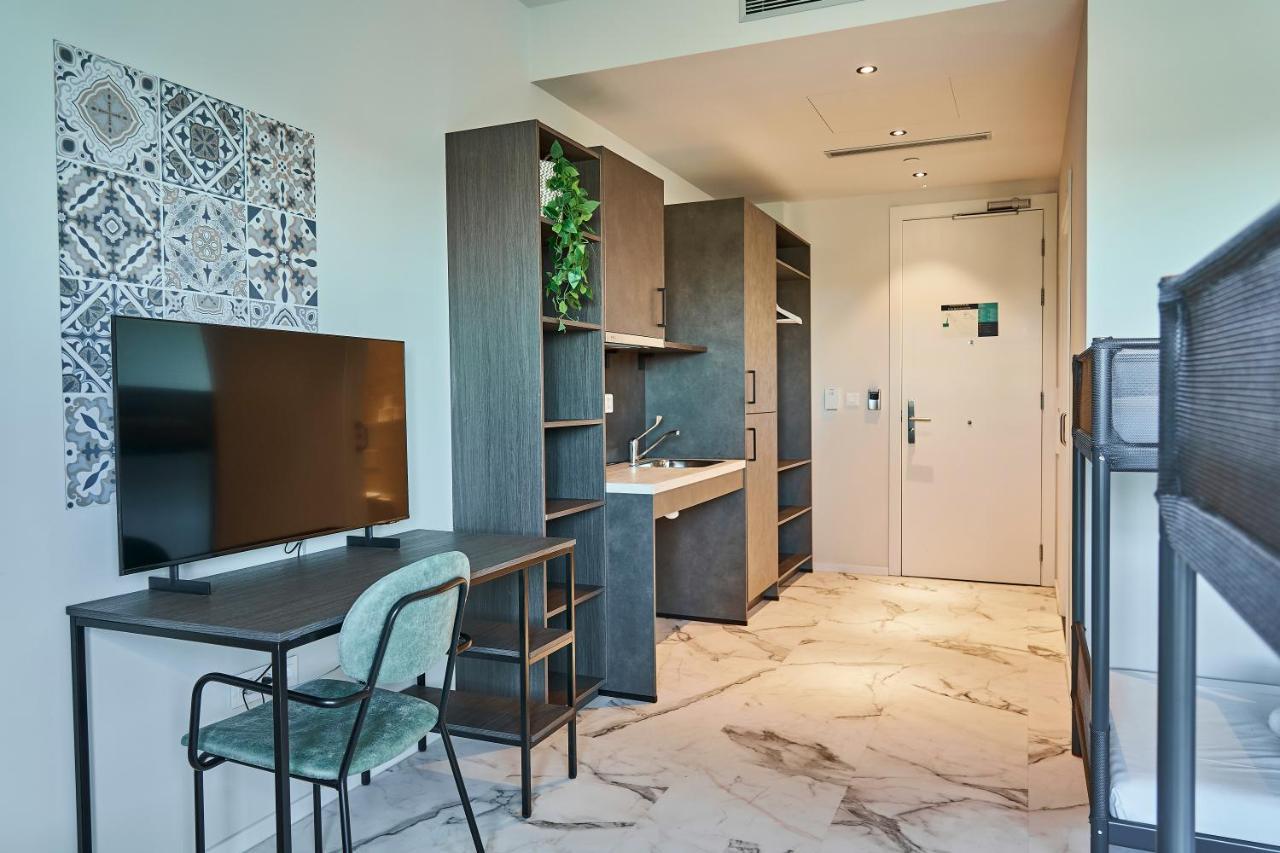 Student Experience Madrid Pozuelo - Luxury Hostel Pozuelo de Alarcón Exteriör bild